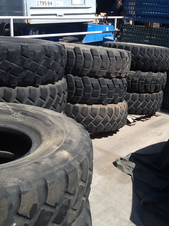 Mesa AZ Lot of 11 14.00R20.00 OffRoad / Industrial Tires Pirate 4x4